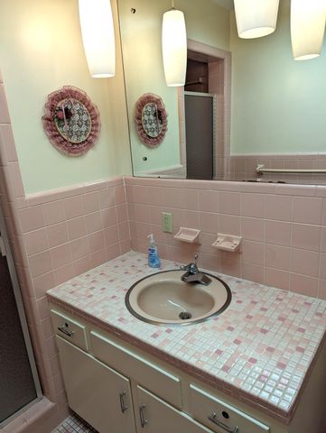 75 Foster ST, Rocky Mount, VA 24151