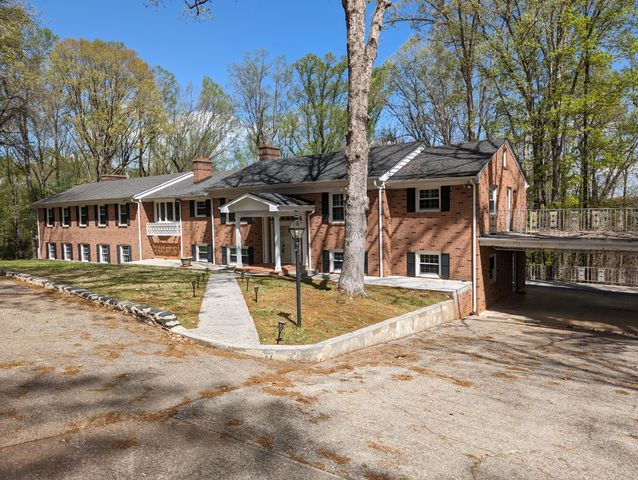 75 Foster ST, Rocky Mount, VA 24151