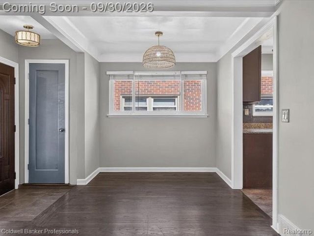 8953 Niver Avenue, Allen Park, MI 48101