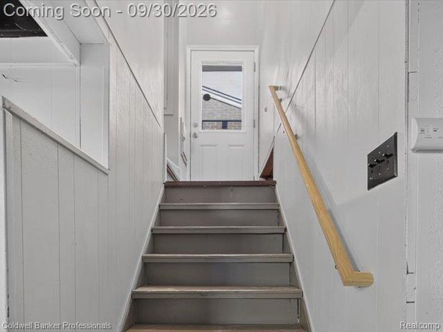 8953 Niver Avenue, Allen Park, MI 48101
