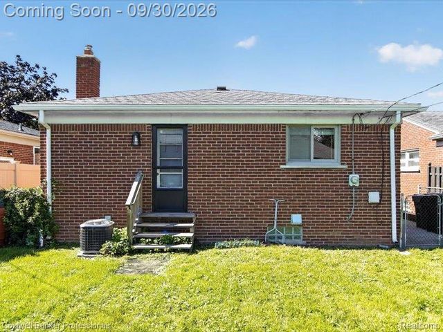 8953 Niver Avenue, Allen Park, MI 48101