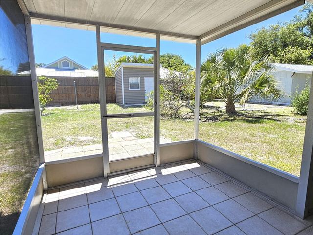 323 PALMETTO ROAD W, Nokomis, FL 34275