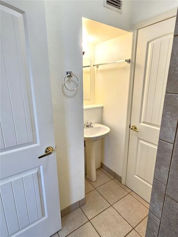 323 PALMETTO ROAD W, Nokomis, FL 34275