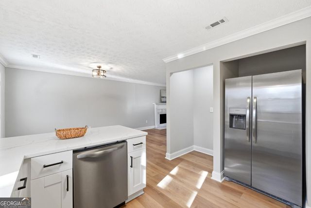 3260 Navajo Circle, Gainesville, GA 30501