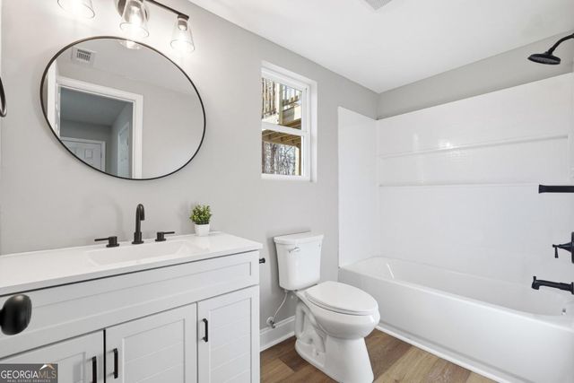 3260 Navajo Circle, Gainesville, GA 30501