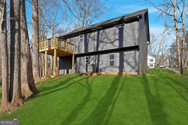 3260 Navajo Circle, Gainesville, GA 30501