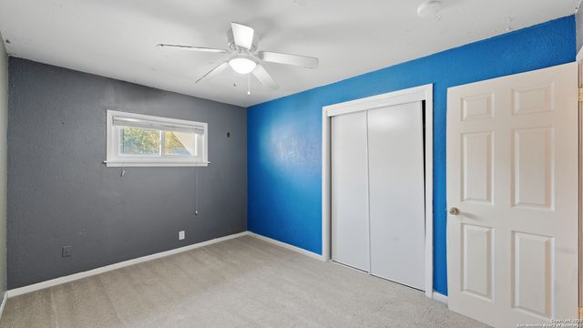 1032 S Mesquite Avenue, New Braunfels, TX 78130