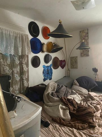 109 E Bishop Avenue, Flint, MI 48505