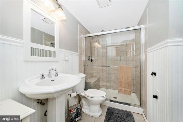 5696 PEBBLE DR, Frederick, MD 21703