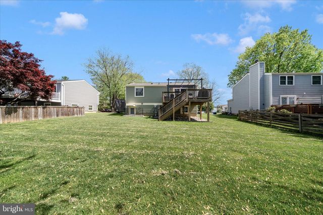 5696 PEBBLE DR, Frederick, MD 21703