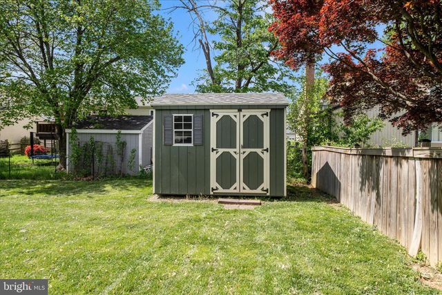 5696 PEBBLE DR, Frederick, MD 21703