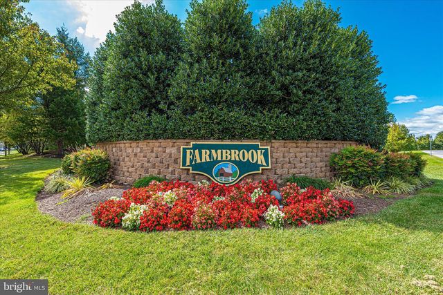 5696 PEBBLE DR, Frederick, MD 21703