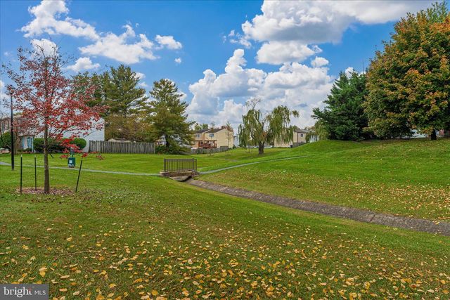 5696 PEBBLE DR, Frederick, MD 21703