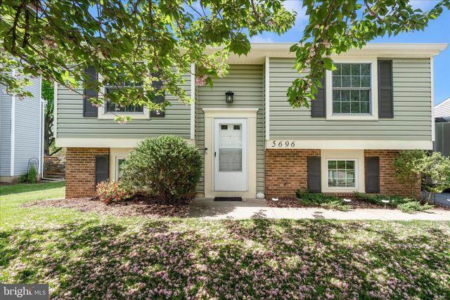 5696 PEBBLE DR, Frederick, MD 21703