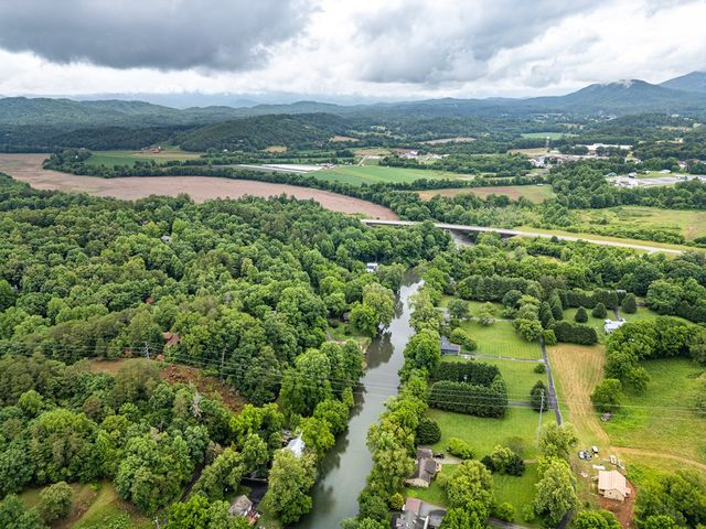 126 Remington Lane, Murphy, NC 28906