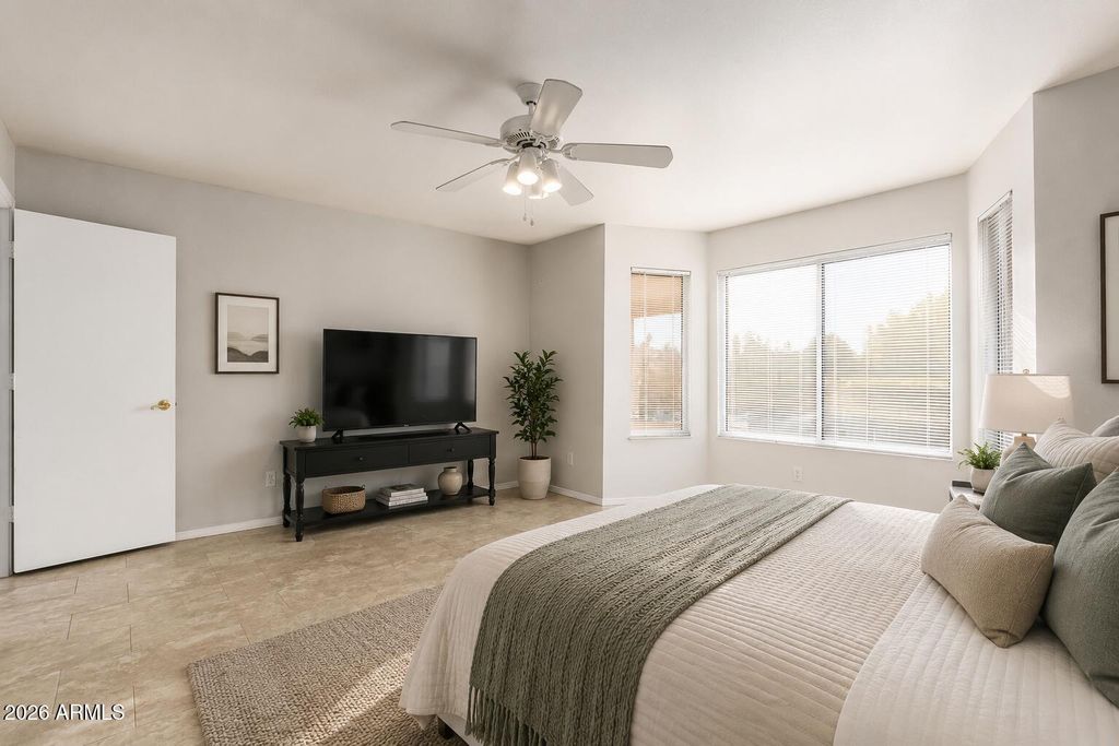 Image 13 of property listing at 60 S WILLOW CREEK Street, Chandler, AZ 85225