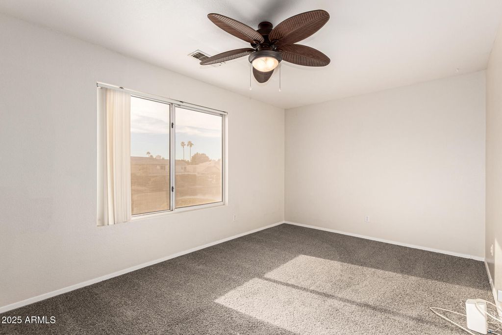 Image 21 of property listing at 60 S WILLOW CREEK Street, Chandler, AZ 85225