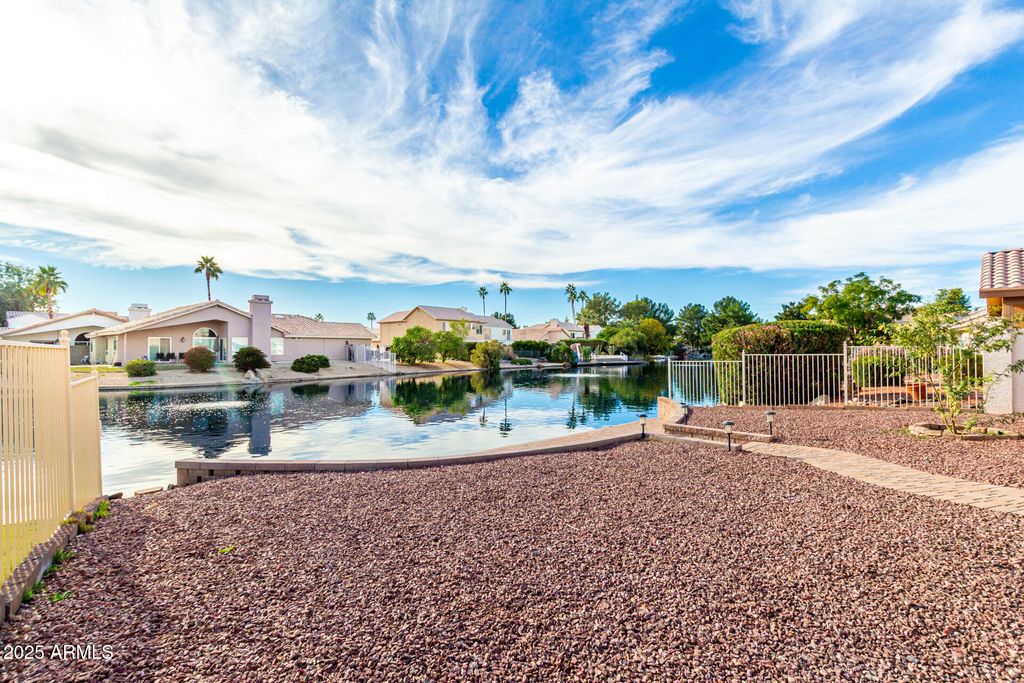 Image 31 of property listing at 60 S WILLOW CREEK Street, Chandler, AZ 85225