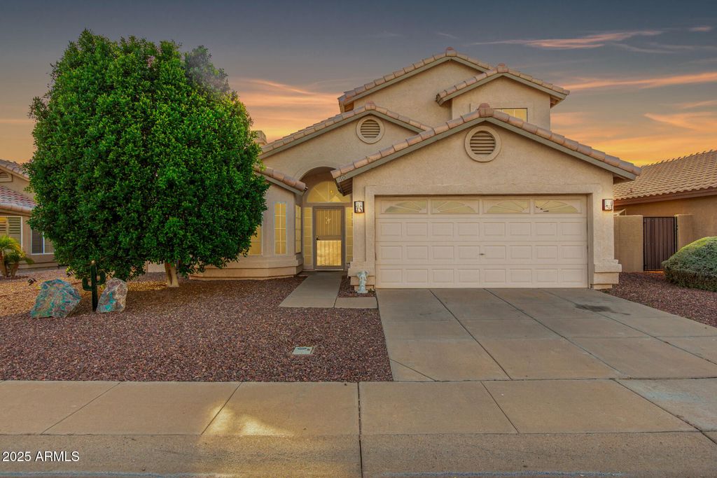Image 38 of property listing at 60 S WILLOW CREEK Street, Chandler, AZ 85225