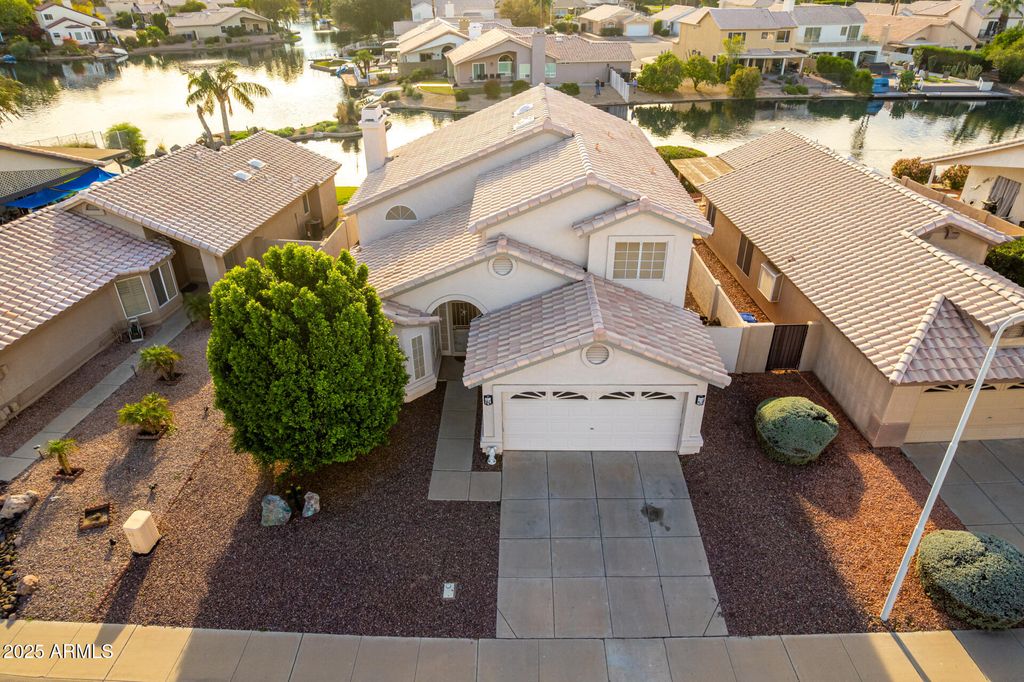 Image 43 of property listing at 60 S WILLOW CREEK Street, Chandler, AZ 85225
