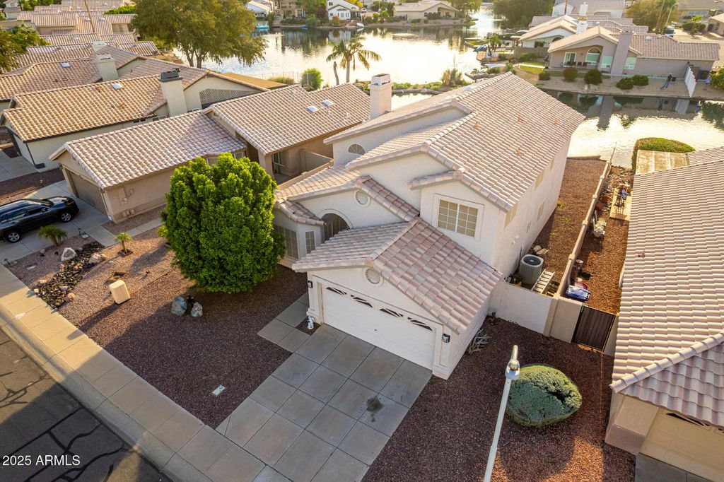 Image 44 of property listing at 60 S WILLOW CREEK Street, Chandler, AZ 85225