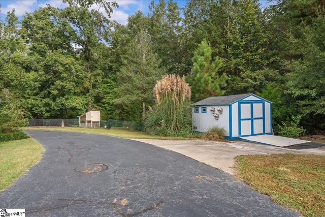 161 Caroline Drive, Roebuck, SC 29376