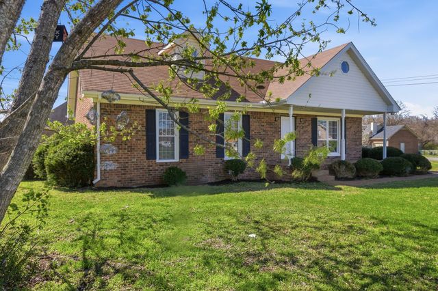 217 Pebble Pl, Smyrna, TN 37167