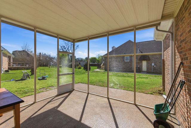 217 Pebble Pl, Smyrna, TN 37167