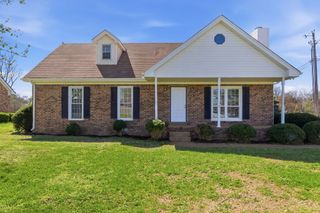 217 Pebble Pl, Smyrna, TN 37167