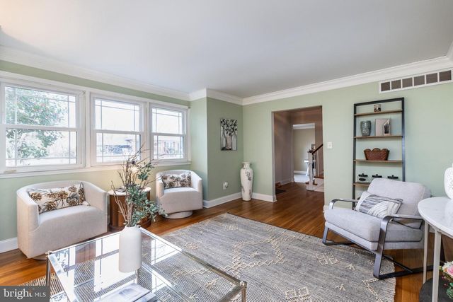 77 WHITE CLAY CRES, Newark, DE 19711