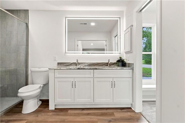 3222 Pryor Road, Lee's Summit, MO 64082