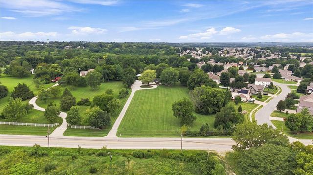 3222 Pryor Road, Lee's Summit, MO 64082