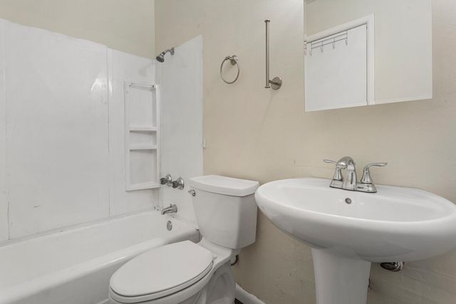 1504 N Mattis Avenue, Champaign, IL 61821