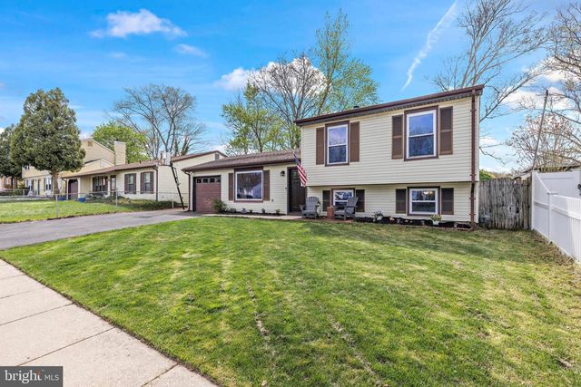 57 VILLAGE DR, Barnegat, NJ 08005