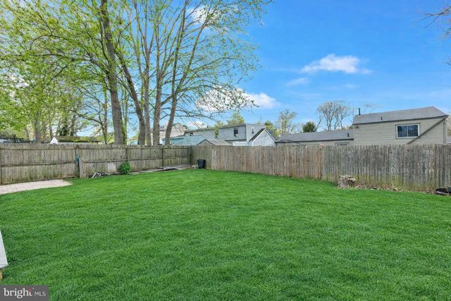 57 VILLAGE DR, Barnegat, NJ 08005