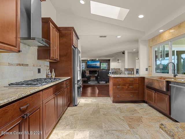 820 Kerry Downs Circle, Melbourne, FL 32940