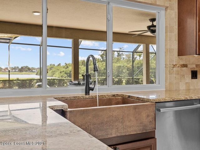 820 Kerry Downs Circle, Melbourne, FL 32940