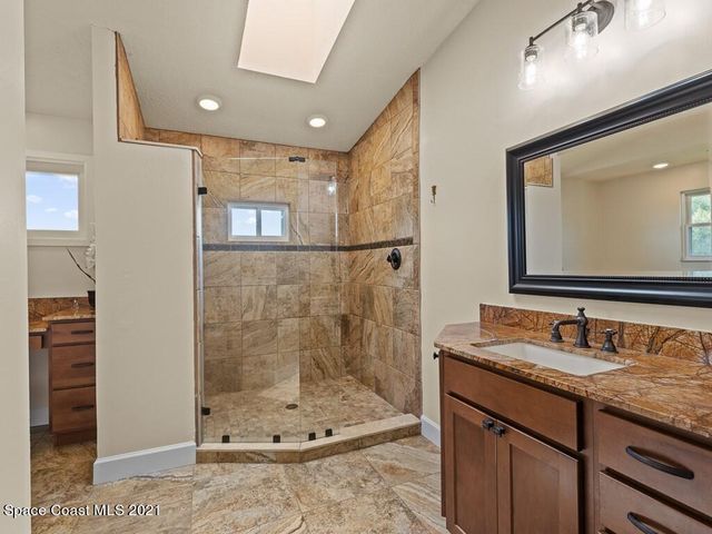 820 Kerry Downs Circle, Melbourne, FL 32940