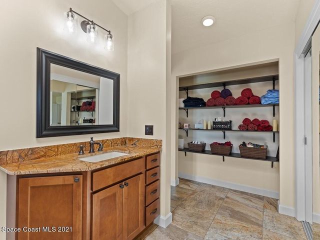 820 Kerry Downs Circle, Melbourne, FL 32940