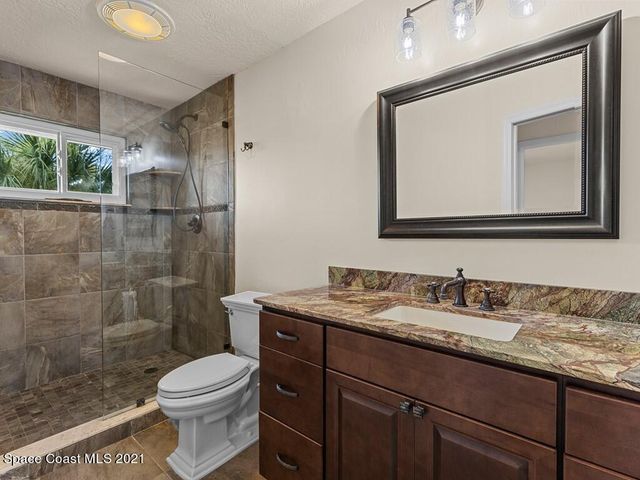 820 Kerry Downs Circle, Melbourne, FL 32940