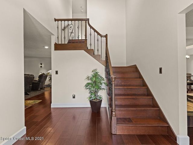 820 Kerry Downs Circle, Melbourne, FL 32940