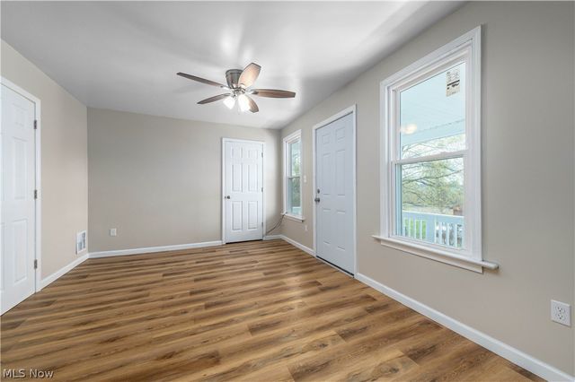 828 W 11th Street, Lorain, OH 44052