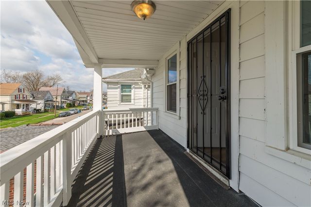 828 W 11th Street, Lorain, OH 44052