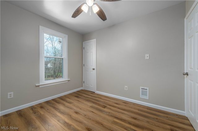 828 W 11th Street, Lorain, OH 44052