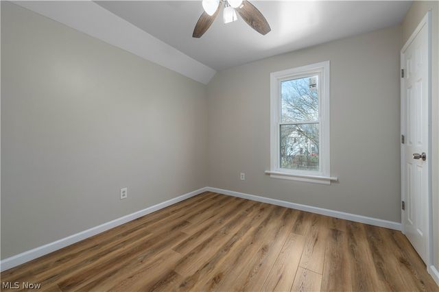 828 W 11th Street, Lorain, OH 44052