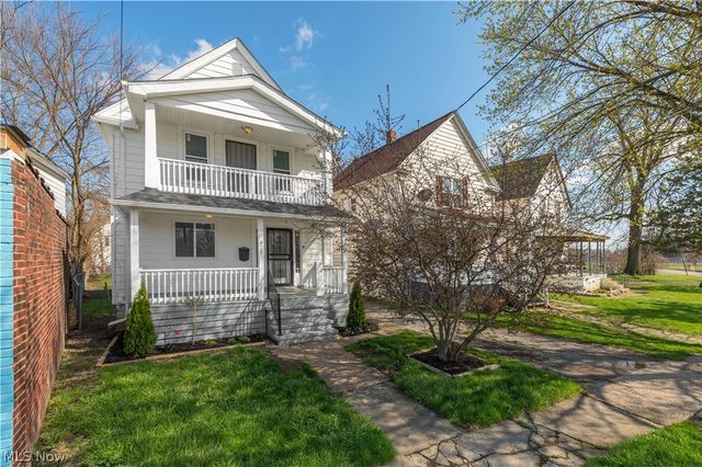 828 W 11th Street, Lorain, OH 44052