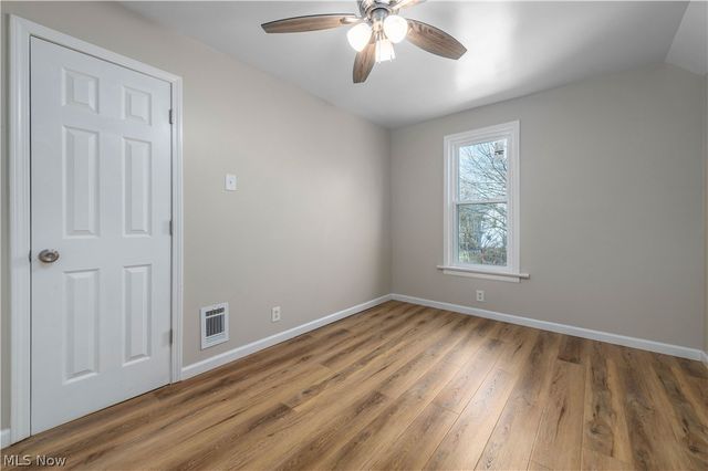 828 W 11th Street, Lorain, OH 44052