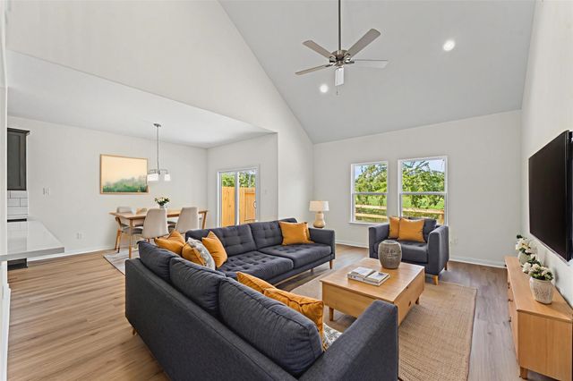 11824 Whirlaway, Willis, TX 77318