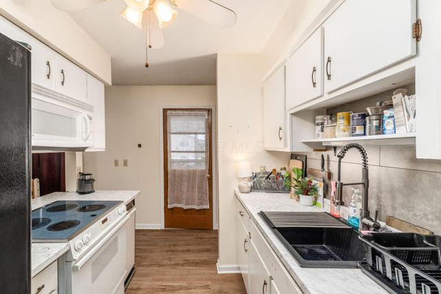 6162 Oakfield Drive E, Columbus, OH 43229