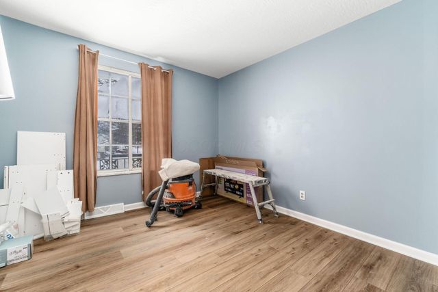 6162 Oakfield Drive E, Columbus, OH 43229